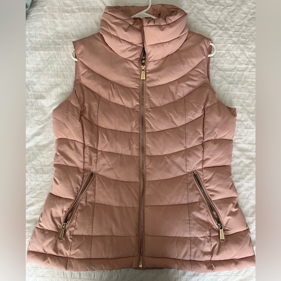 Calvin Klein Women's Sleeveless Puffer Jacket, Size - Medium, Color - Pink - Picture 1 of 4